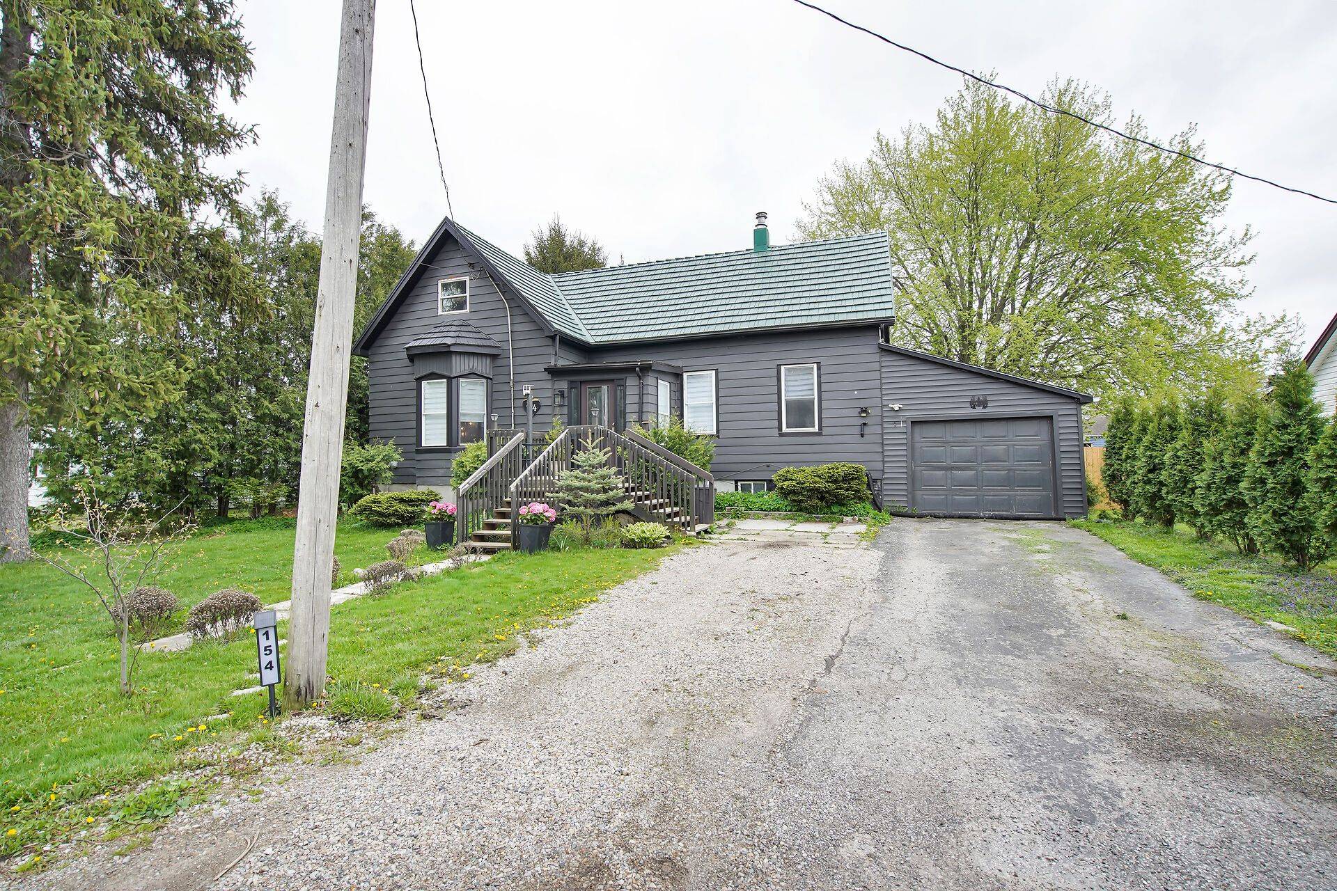 West Elgin, ON N0L 2P0,154 JOHN ST