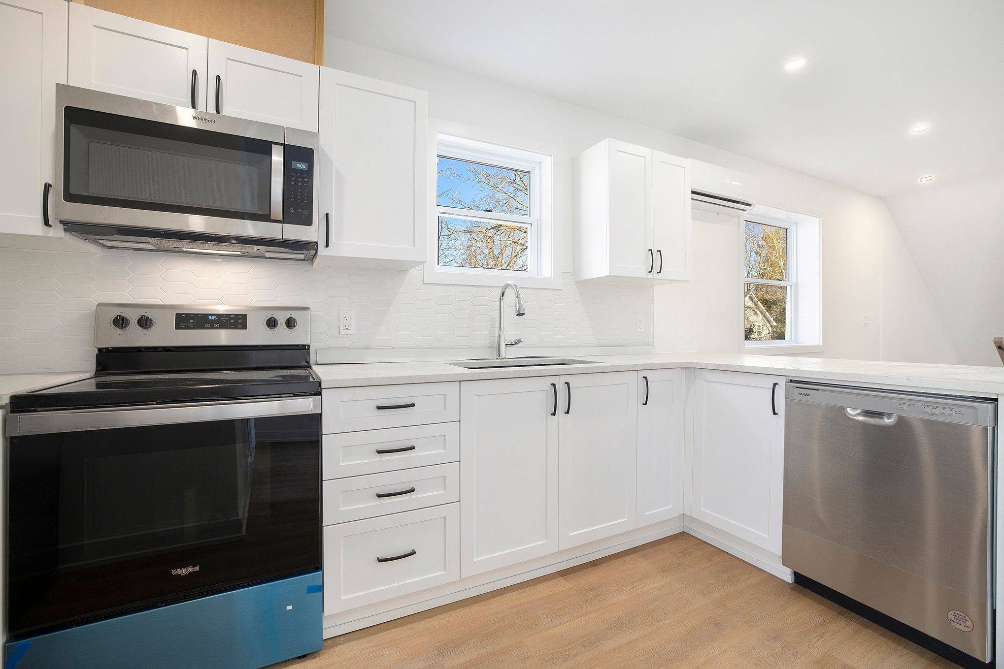 Perth, ON K7H 1J6,131 Gore ST E #201