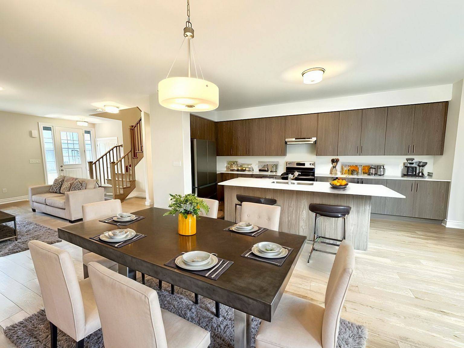 1068 Rippingale TRL, Peterborough North, ON K9H 0C4