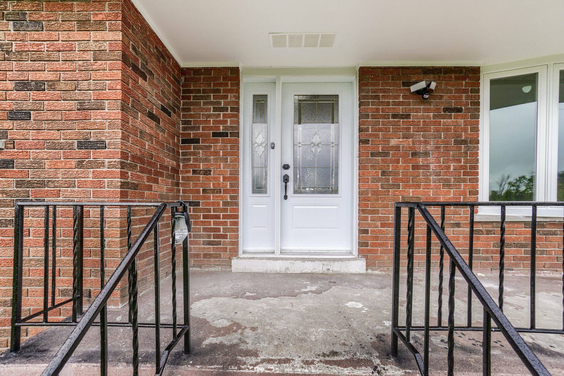 Hamilton, ON L8J 0B5,643 South Townline RD
