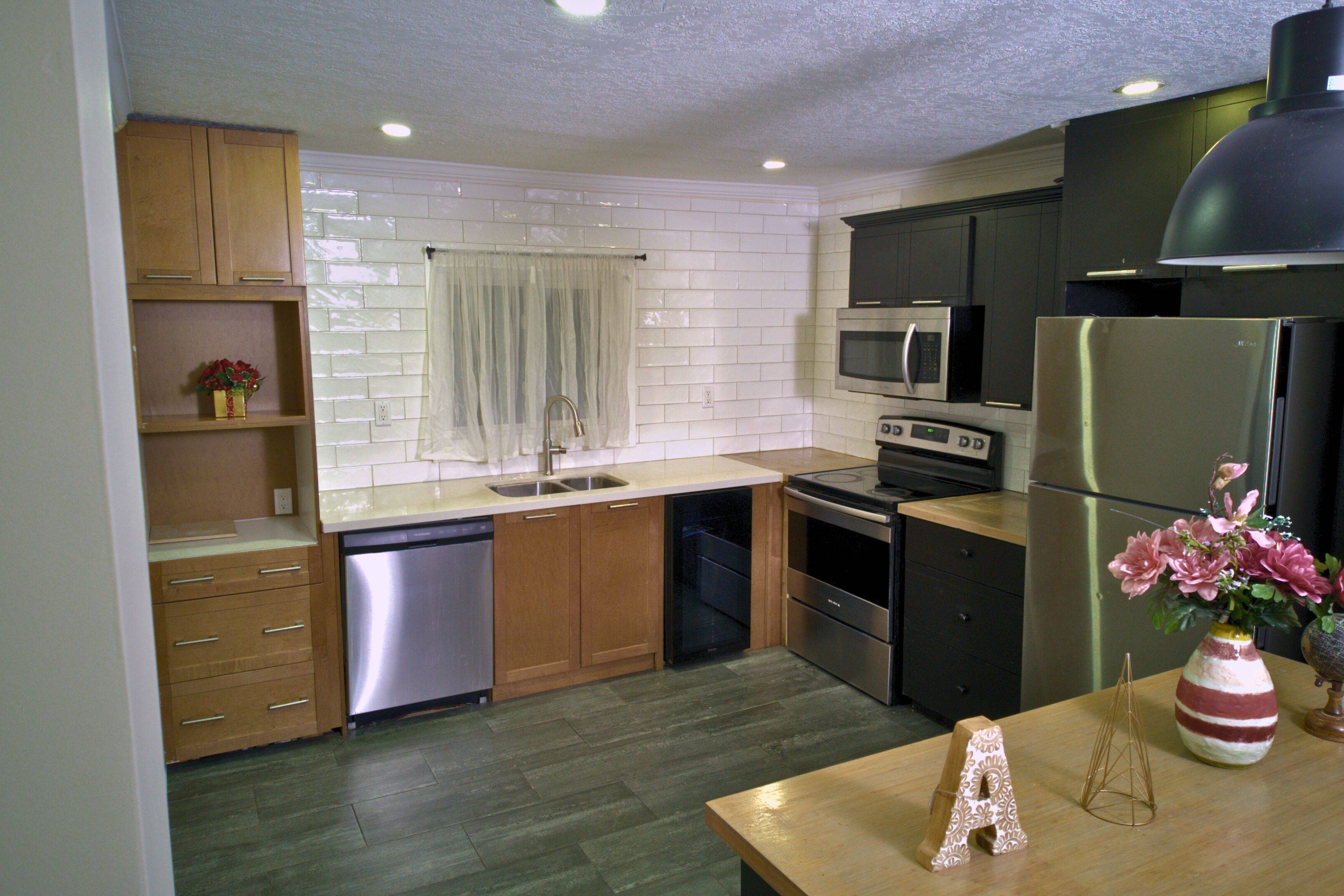 Hamilton, ON L8L 3V2,47 Francis ST