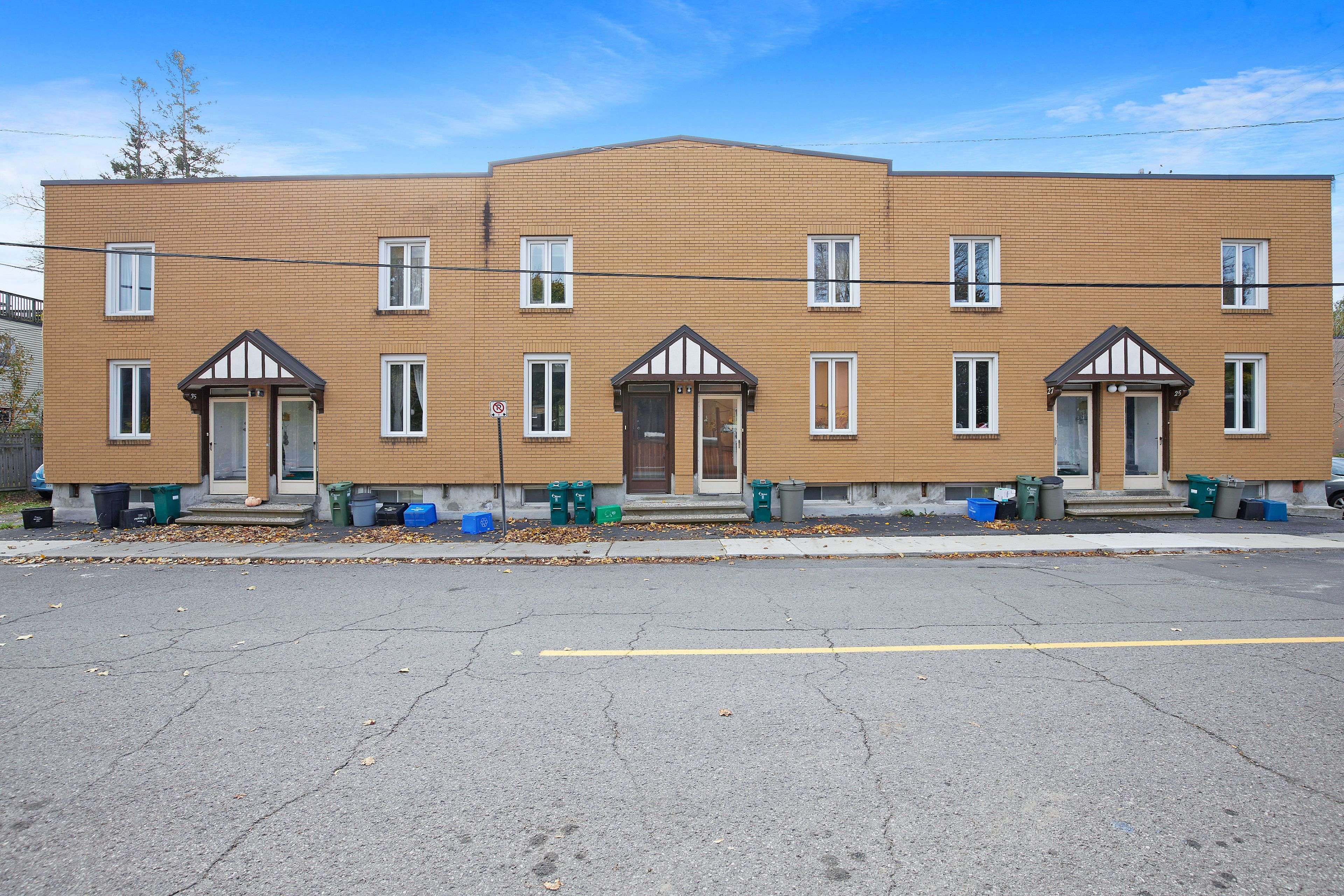 New Edinburgh - Lindenlea, ON K1M 1Y4,25-35 BERTRAND ST