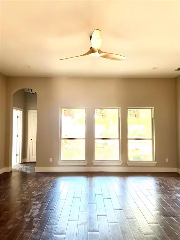 Clyde, TX 79510,805 Whispering Oaks