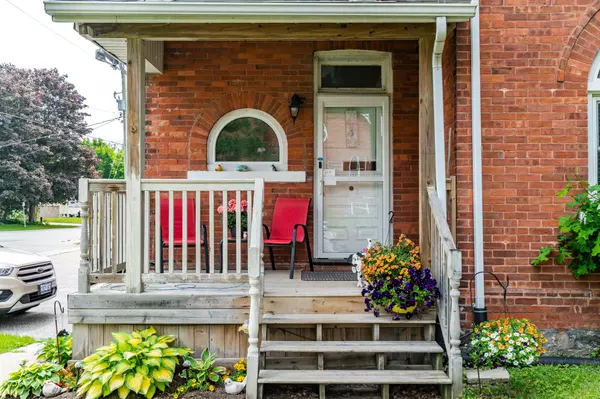 Springwater, ON L0L 1P0,20 Yonge ST S