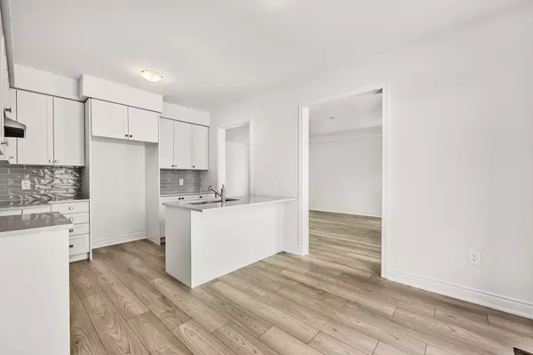Wasaga Beach, ON L9R 0M2,11 Avalon DR
