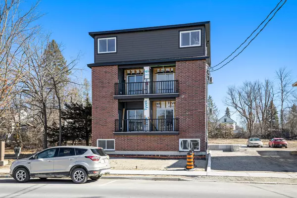 Perth, ON K7H 1J6,131 Gore ST E #102
