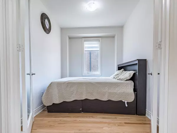 Hamilton, ON L8B 1Z8,428 Humphrey ST