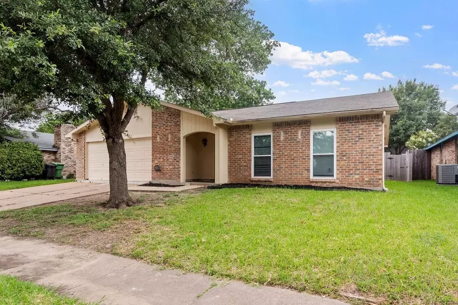 4229 Shagbark Street, Fort Worth, TX 76137