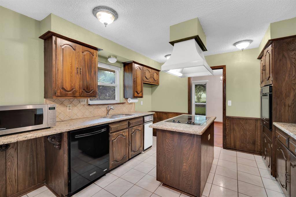 Oak Leaf, TX 75154,1306 Lariat Circle