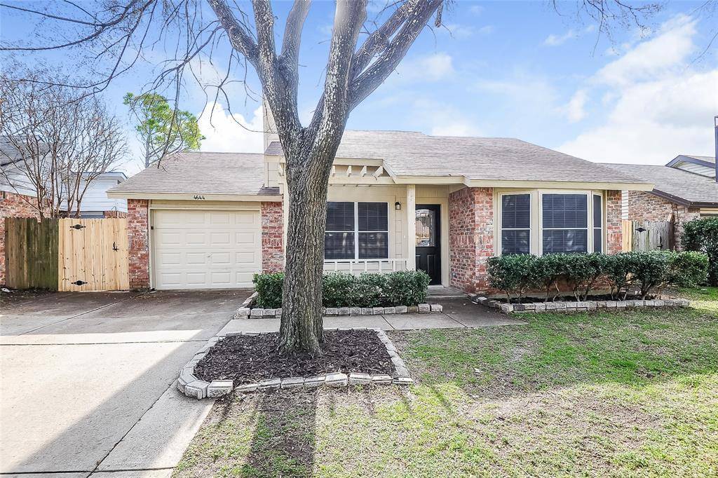 4644 Baytree Drive, Fort Worth, TX 76137