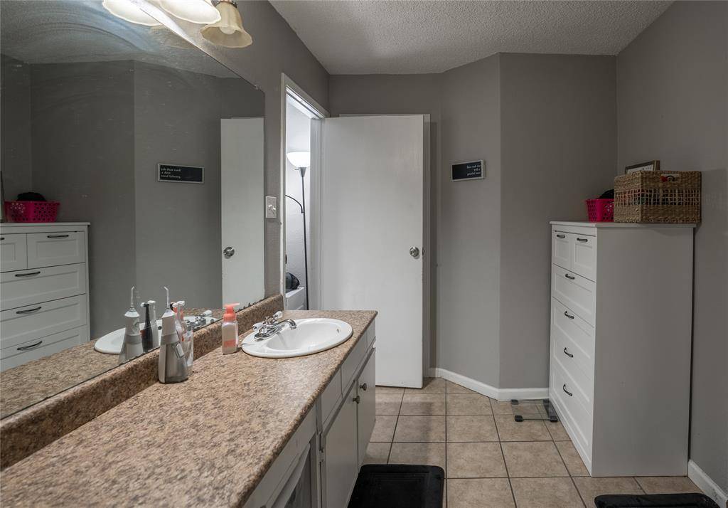 Lewisville, TX 75067,307 Teakwood Lane