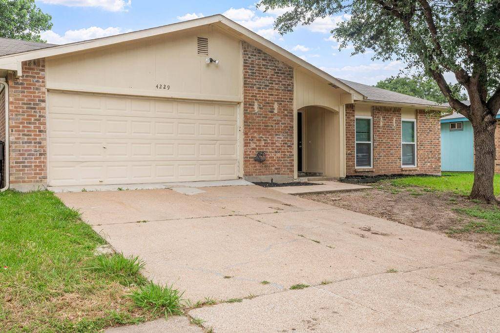 Fort Worth, TX 76137,4229 Shagbark Street