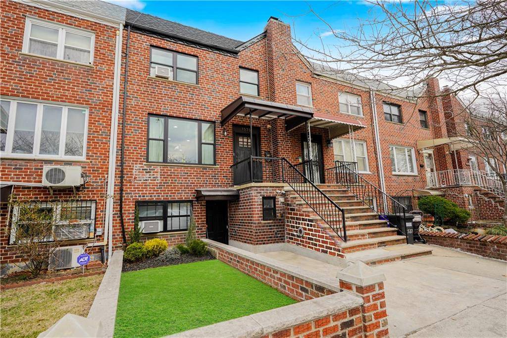 1535 85th ST, Brooklyn, NY 11228