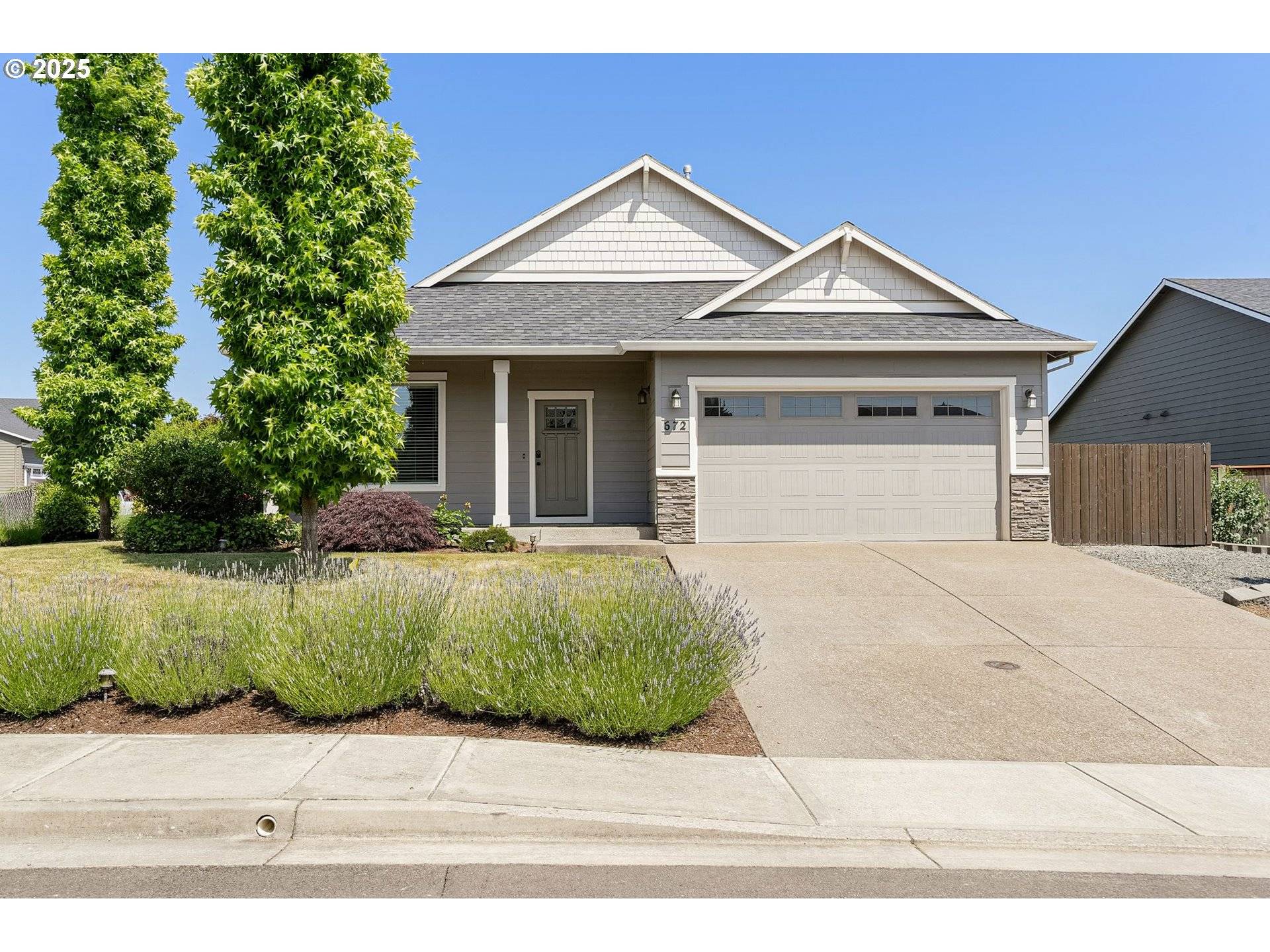 672 SE MUSTANG LOOP, Sublimity, OR 97385