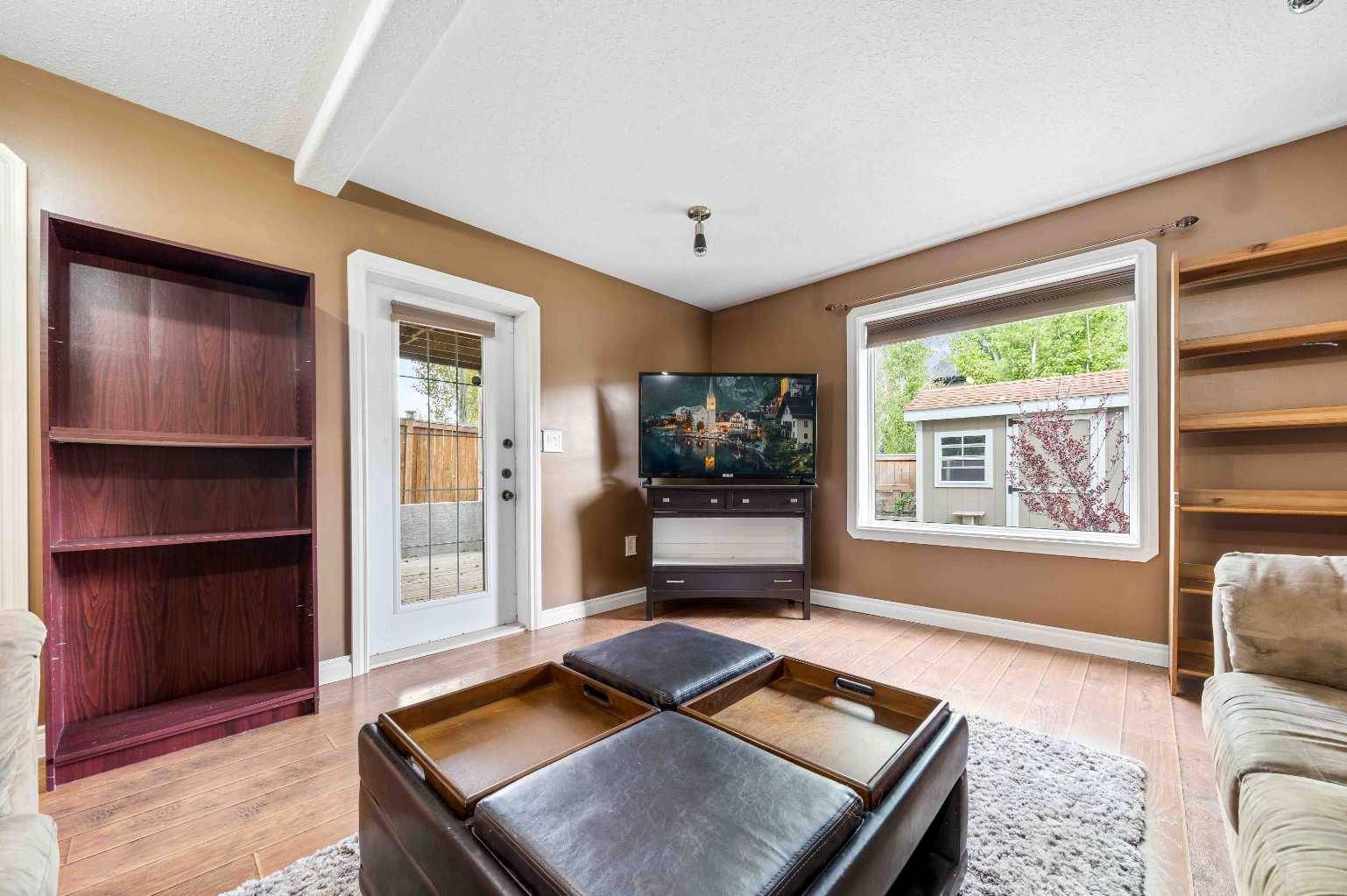 Medicine Hat, AB T1B0A9,19 Vista Close SE