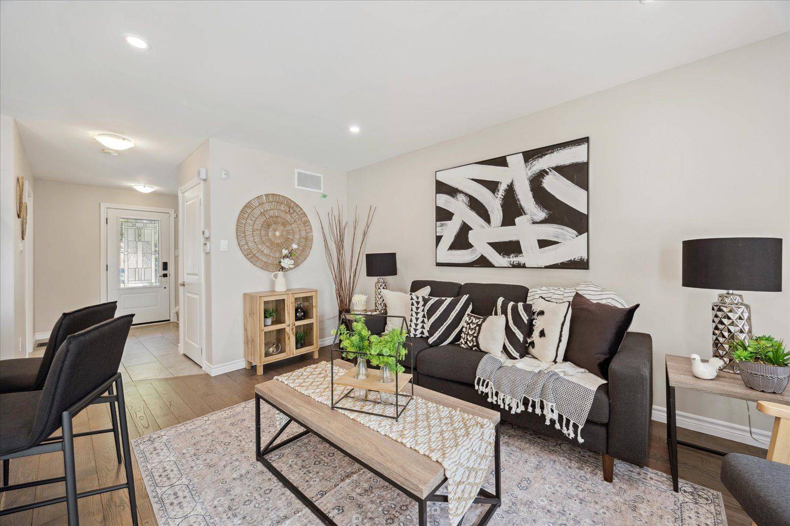 Clarington, ON L1E 1A4,75 Turnberry CRES