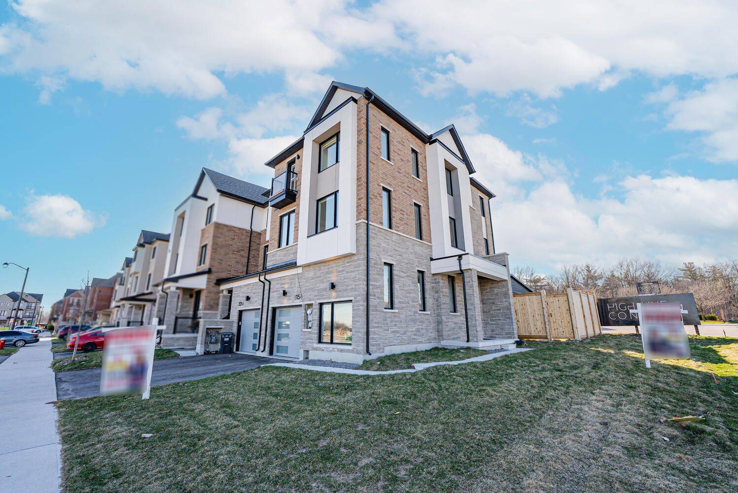 Mississauga, ON L5M 2S7,5156 Ninth Line