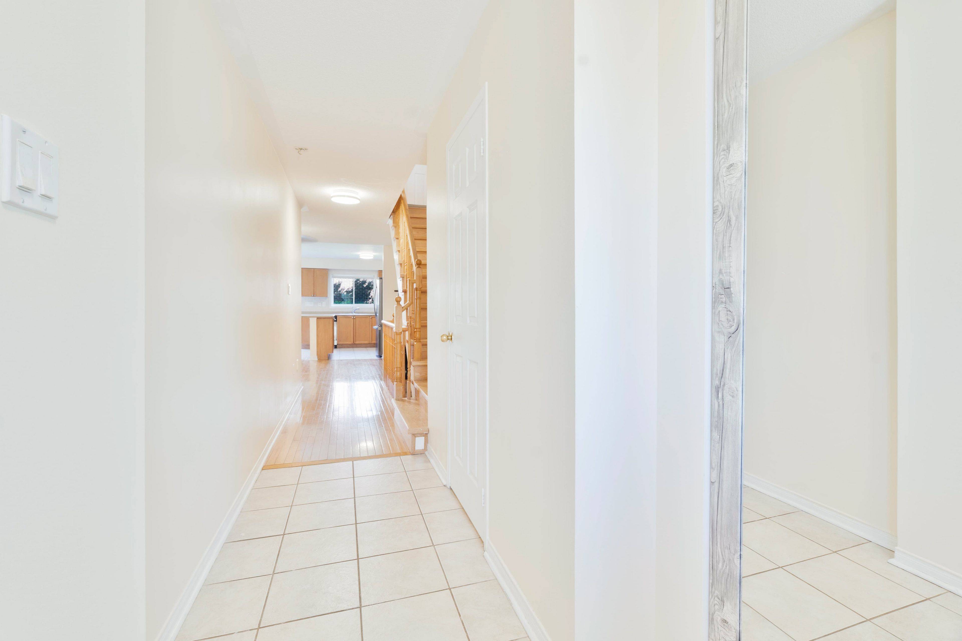 Mississauga, ON L5N 7Z2,3150 Erin Centre BLVD #126