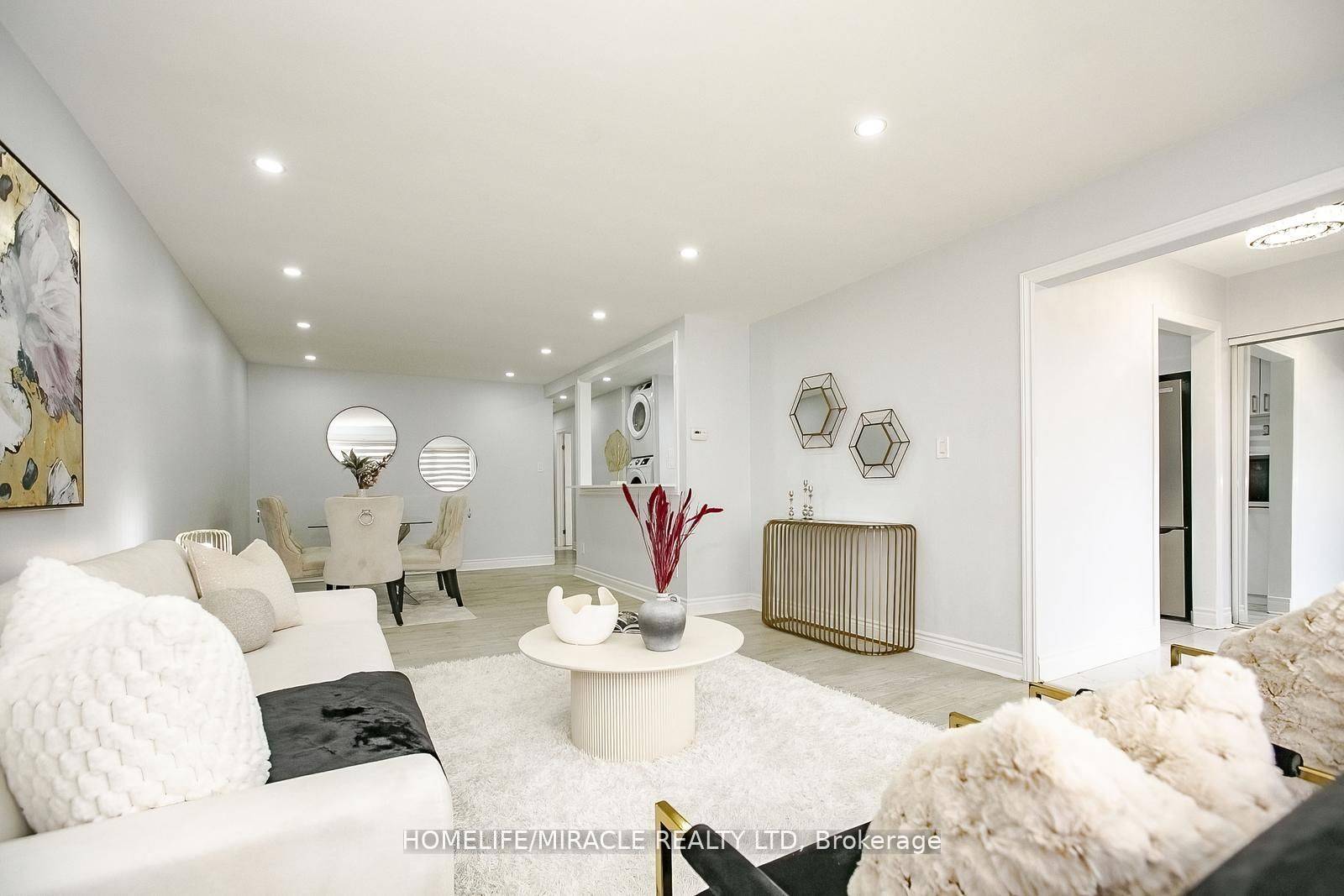 Brampton, ON L6T 3L8,35 Deeside CRES