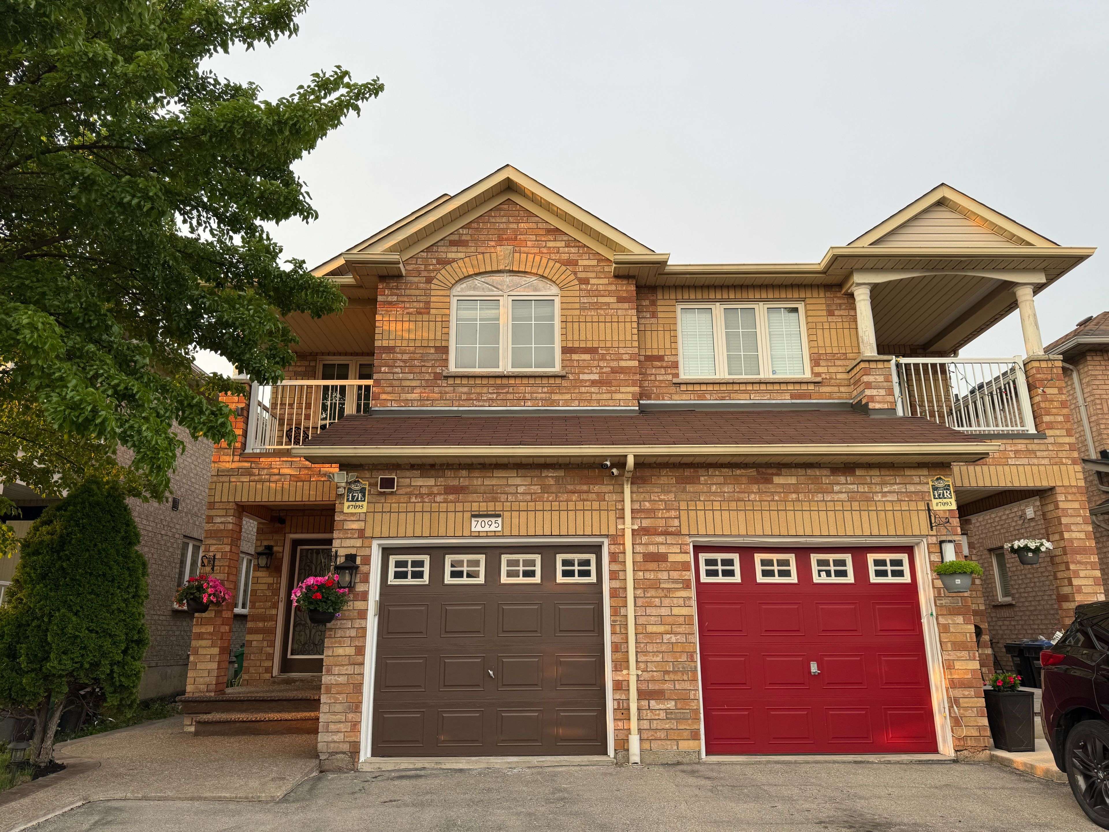 7095 Village WALK, Mississauga, ON L5W 1X5