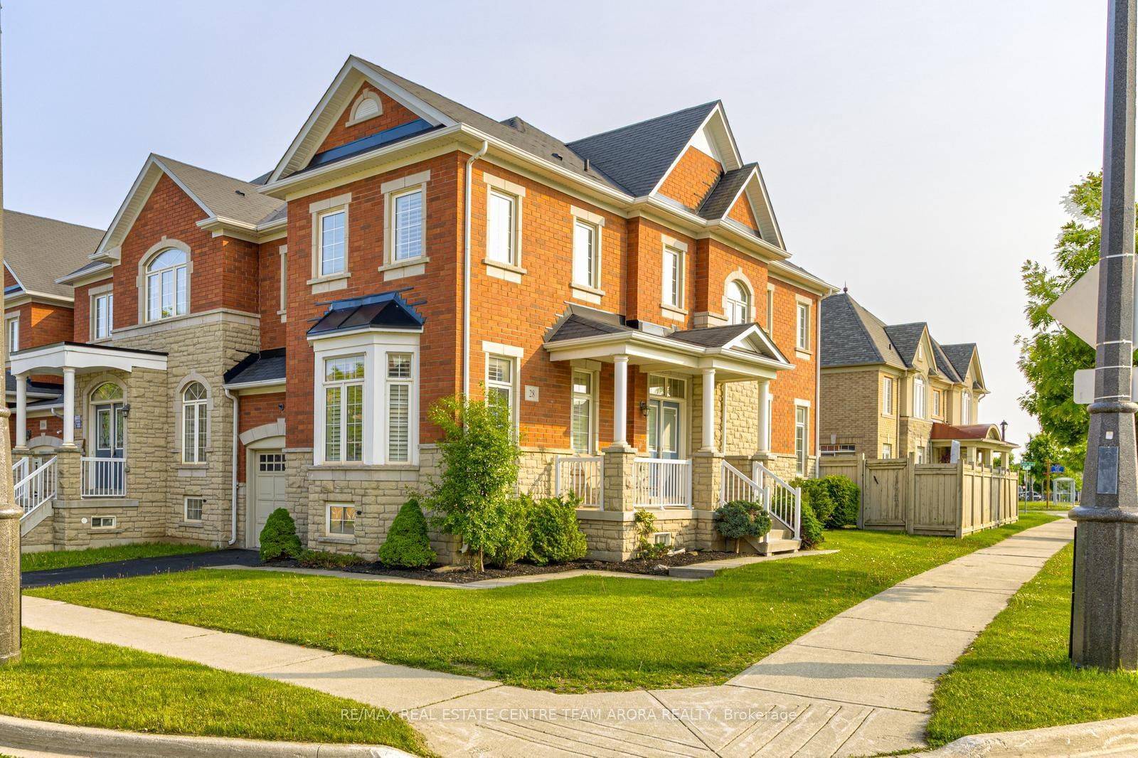Oakville, ON L6M 0S7,28 Sixteen Mile DR