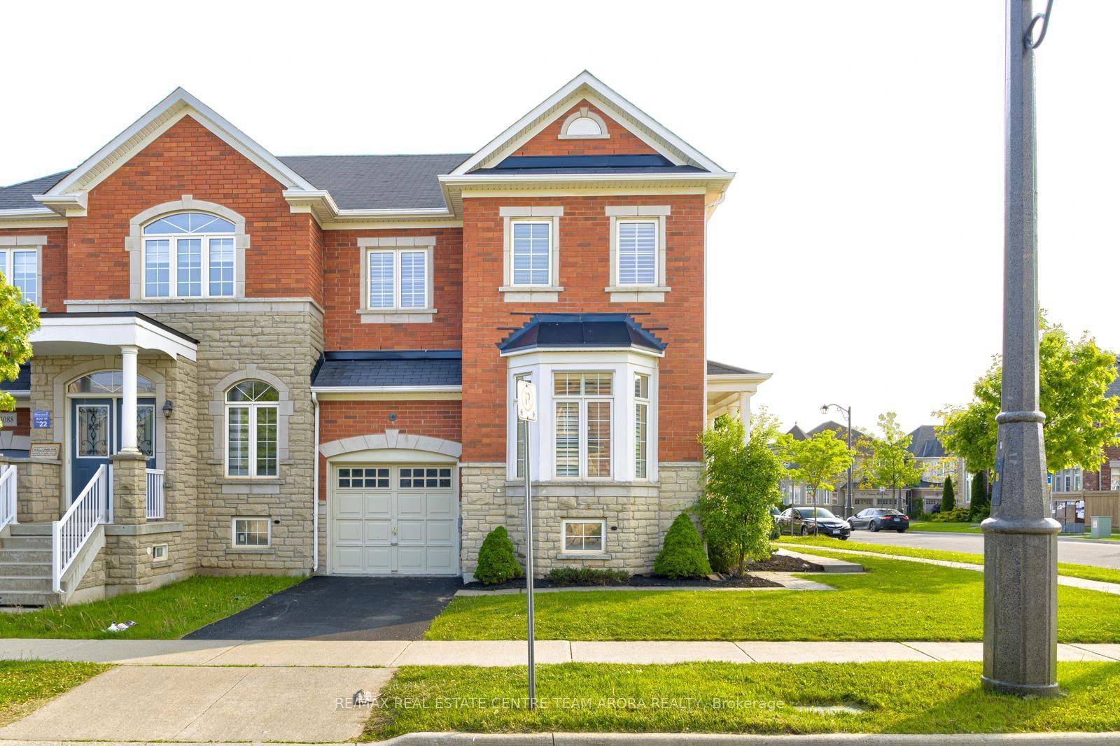 Oakville, ON L6M 0S7,28 Sixteen Mile DR