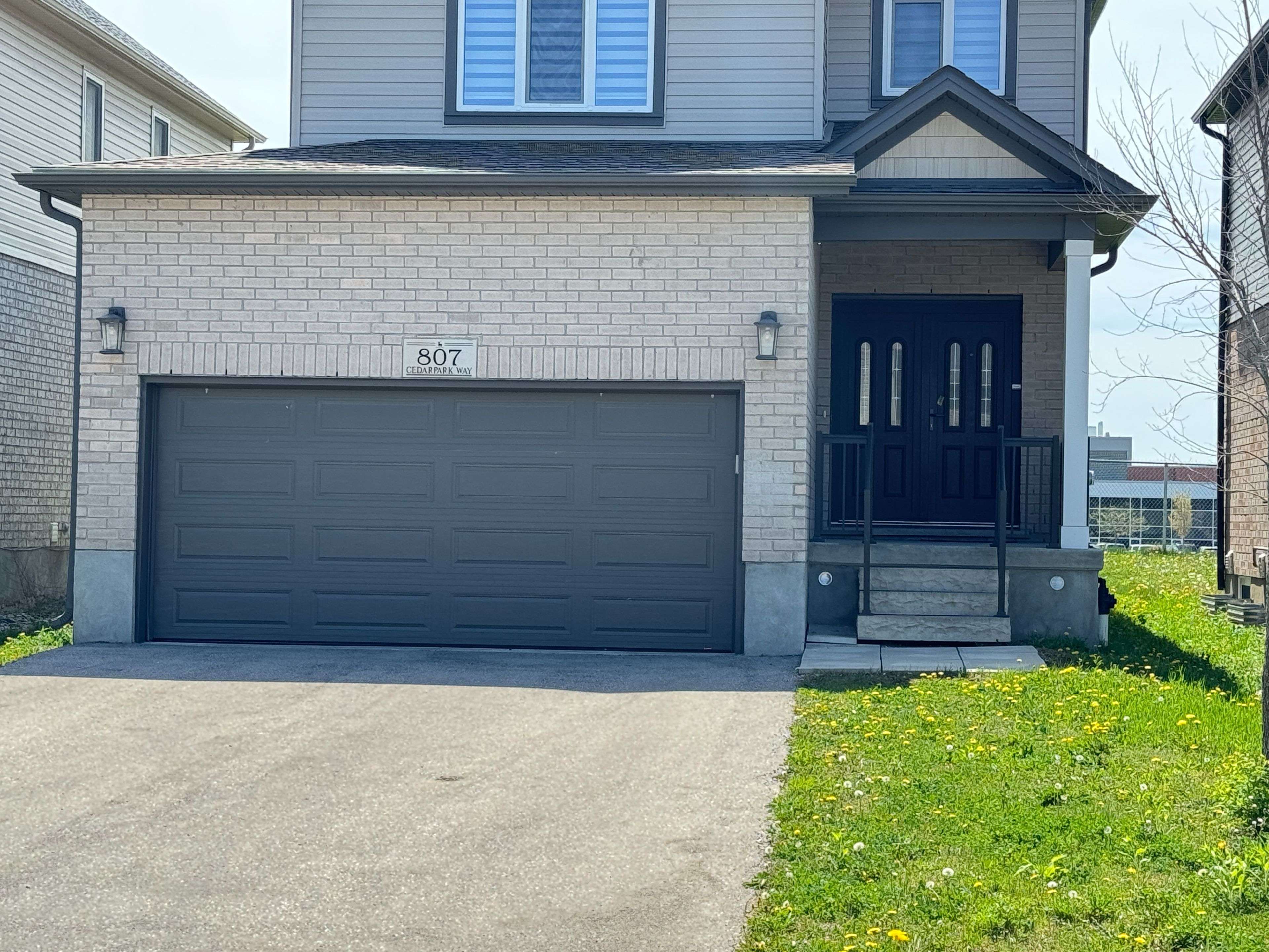 London North, ON N5X 0C3,807 Cedarpark WAY
