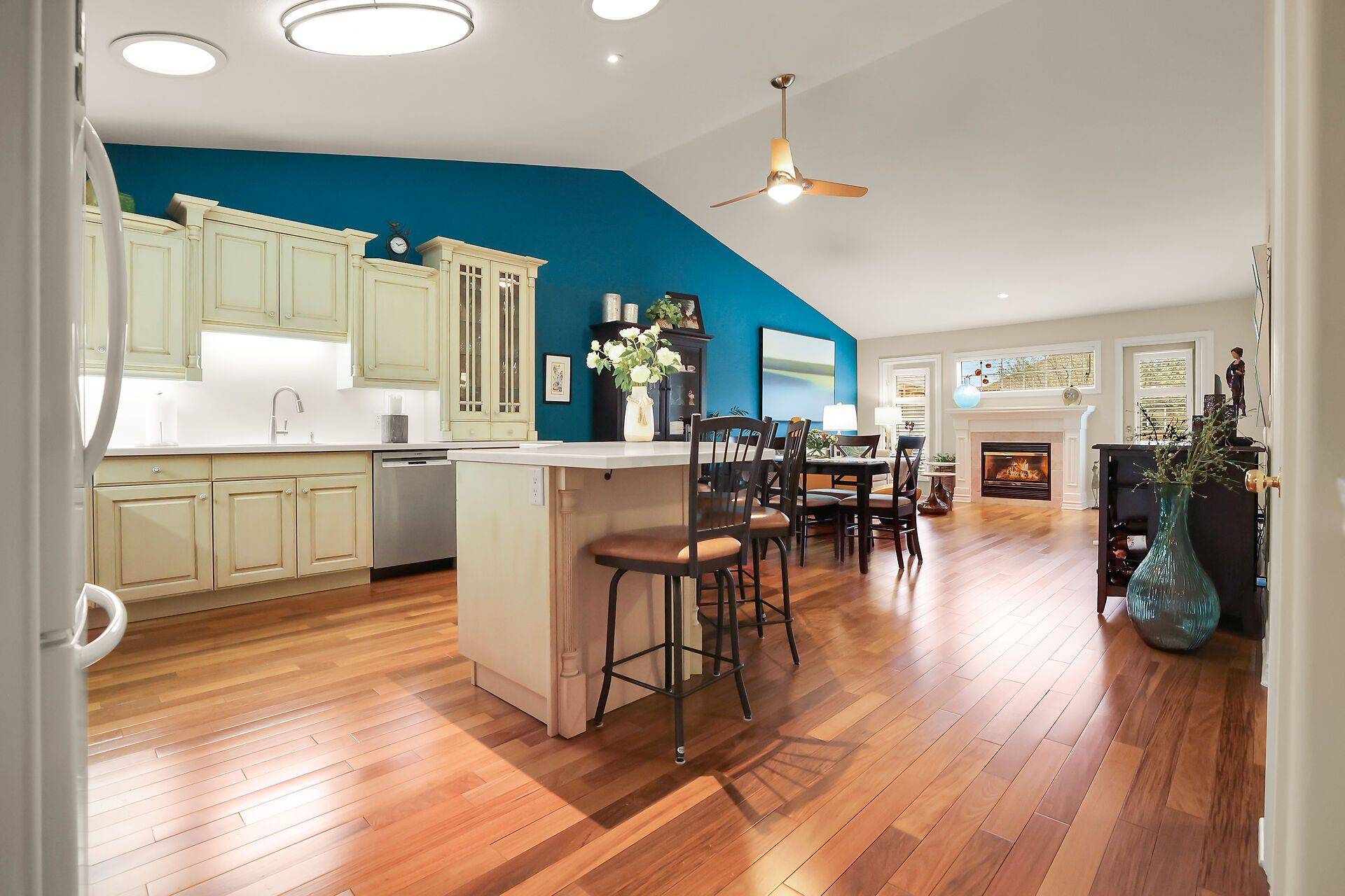 Niagara-on-the-lake, ON L0S 1T0,21 Loretta DR W #3