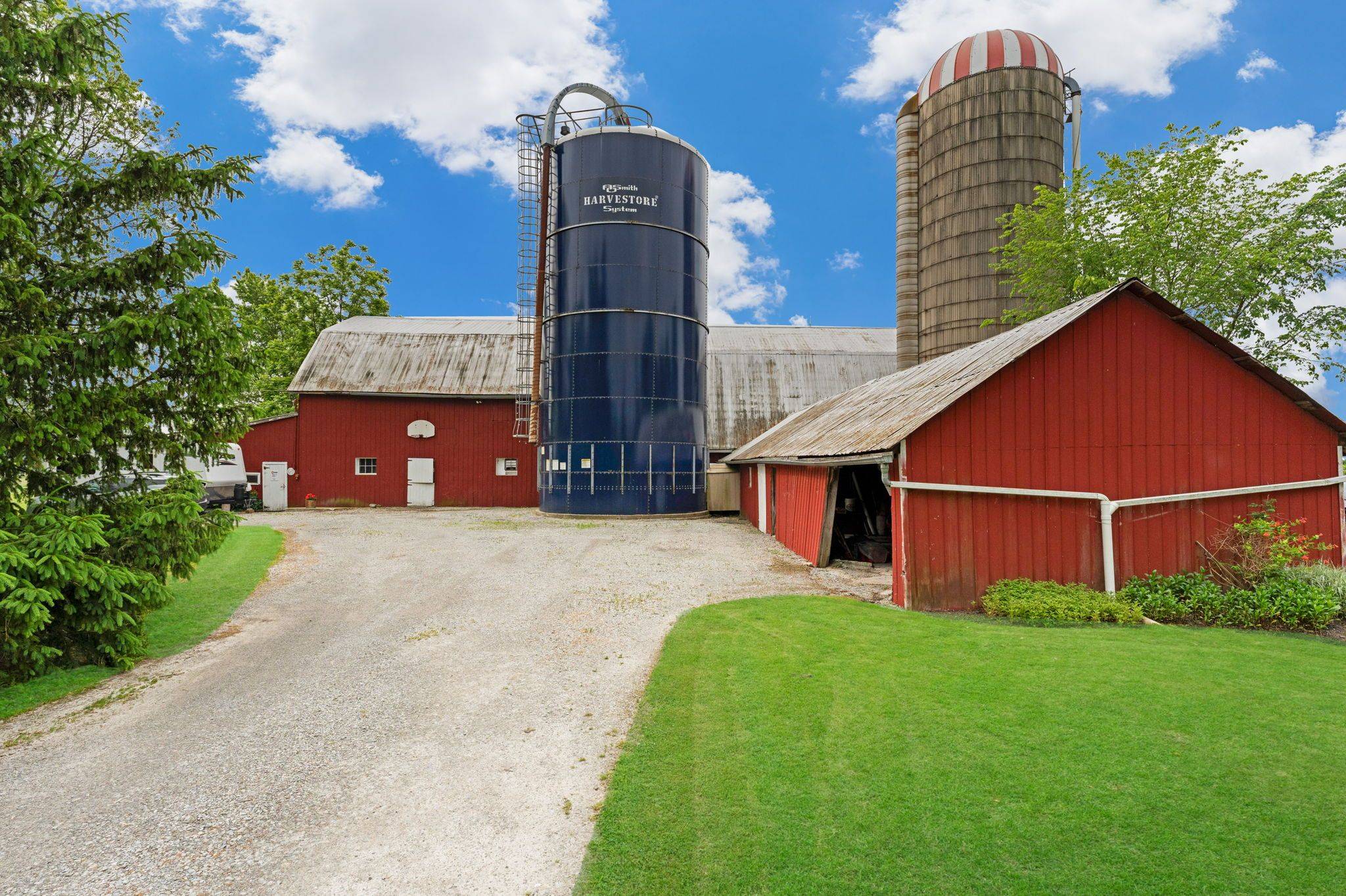 West Lincoln, ON L0S 1C0,3750 CONCESSION 1 RD