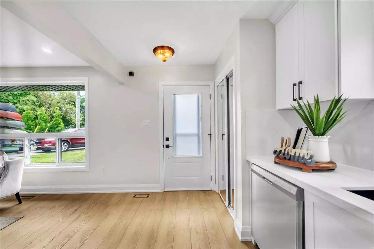 Lincoln, ON L3J 0B9,4476 Margueritte AVE