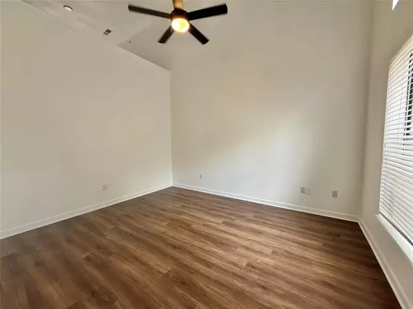 The Colony, TX 75056,6740 Windhaven Parkway #6812