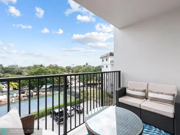 Fort Lauderdale, FL 33315,900 River Reach Dr #414