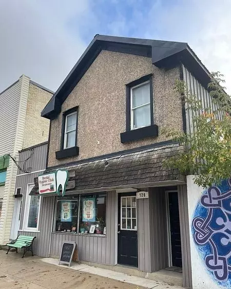 126 Garafraxa ST N, West Grey, ON N0G 1R0