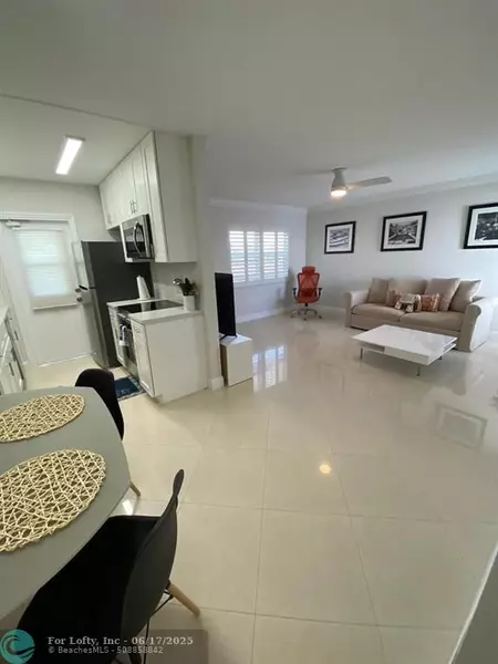 234 Hibiscus Ave #365, Lauderdale By The Sea, FL 33308
