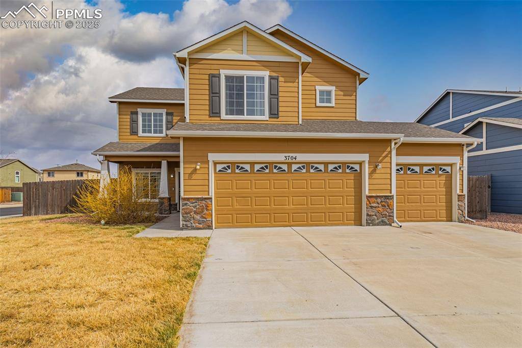 3704 Saguaro CIR, Colorado Springs, CO 80925
