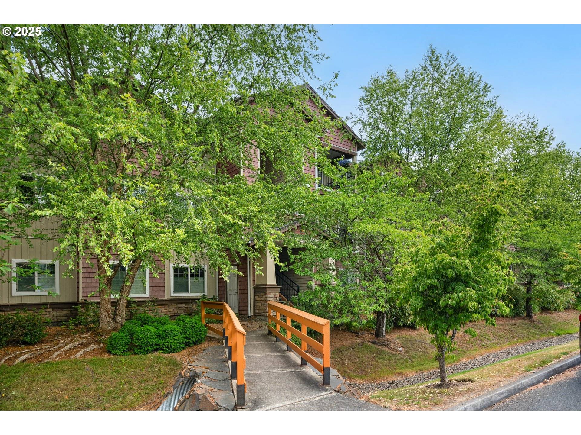 Hillsboro, OR 97006,10664 NE HOLLY ST ##206