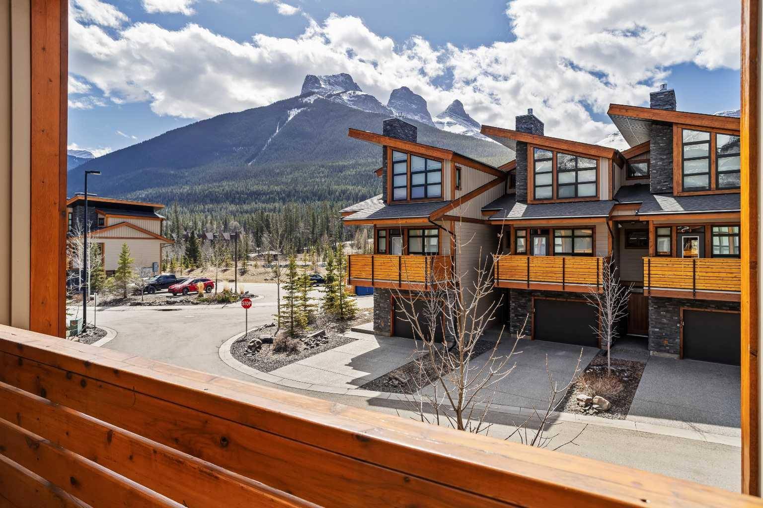 Canmore, AB T1W 3L4,303 Riva PL