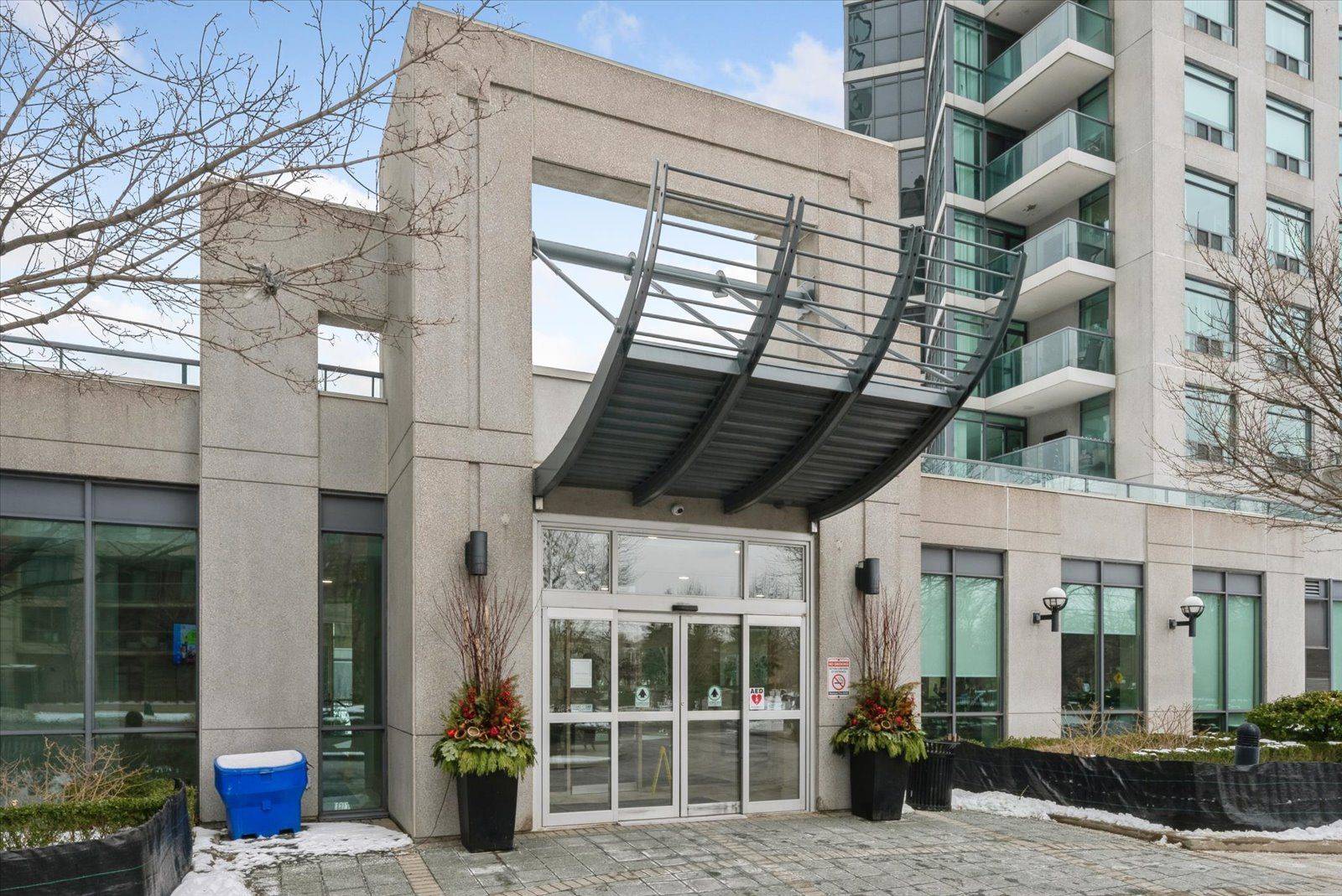 Toronto C14, ON M2N 7A9,30 Harrison Garden BLVD #206