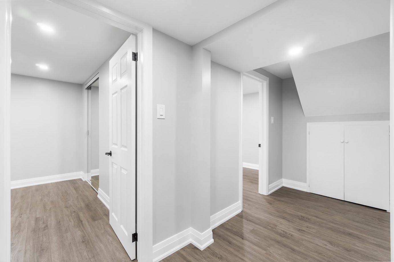 Oshawa, ON L1H 6R4,256 Linden ST #Basement