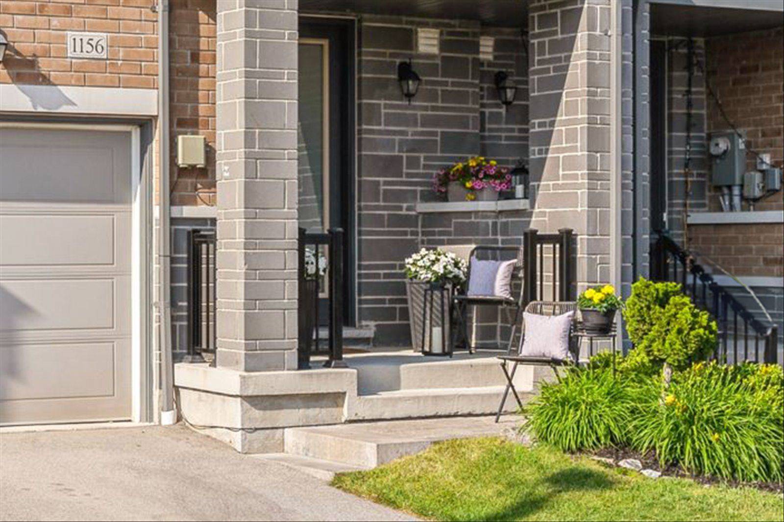 Pickering, ON L1X 0G7,1156 Drawstring LN