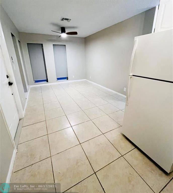 Dania Beach, FL 33004,49 SE 13th St