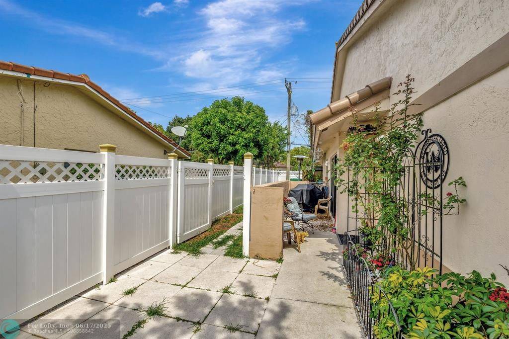 Coral Springs, FL 33065,4105 NW 78th Ter