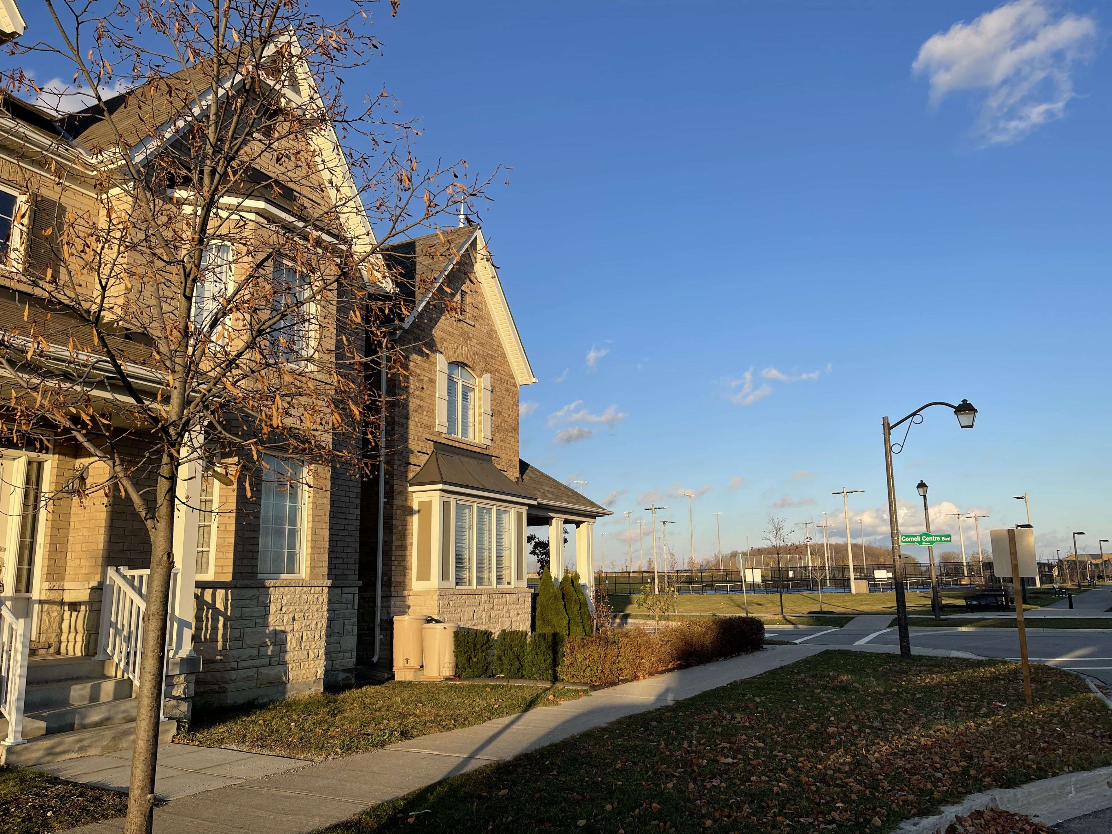 Markham, ON L6B 0X2,272 Cornell Park AVE #MAIN