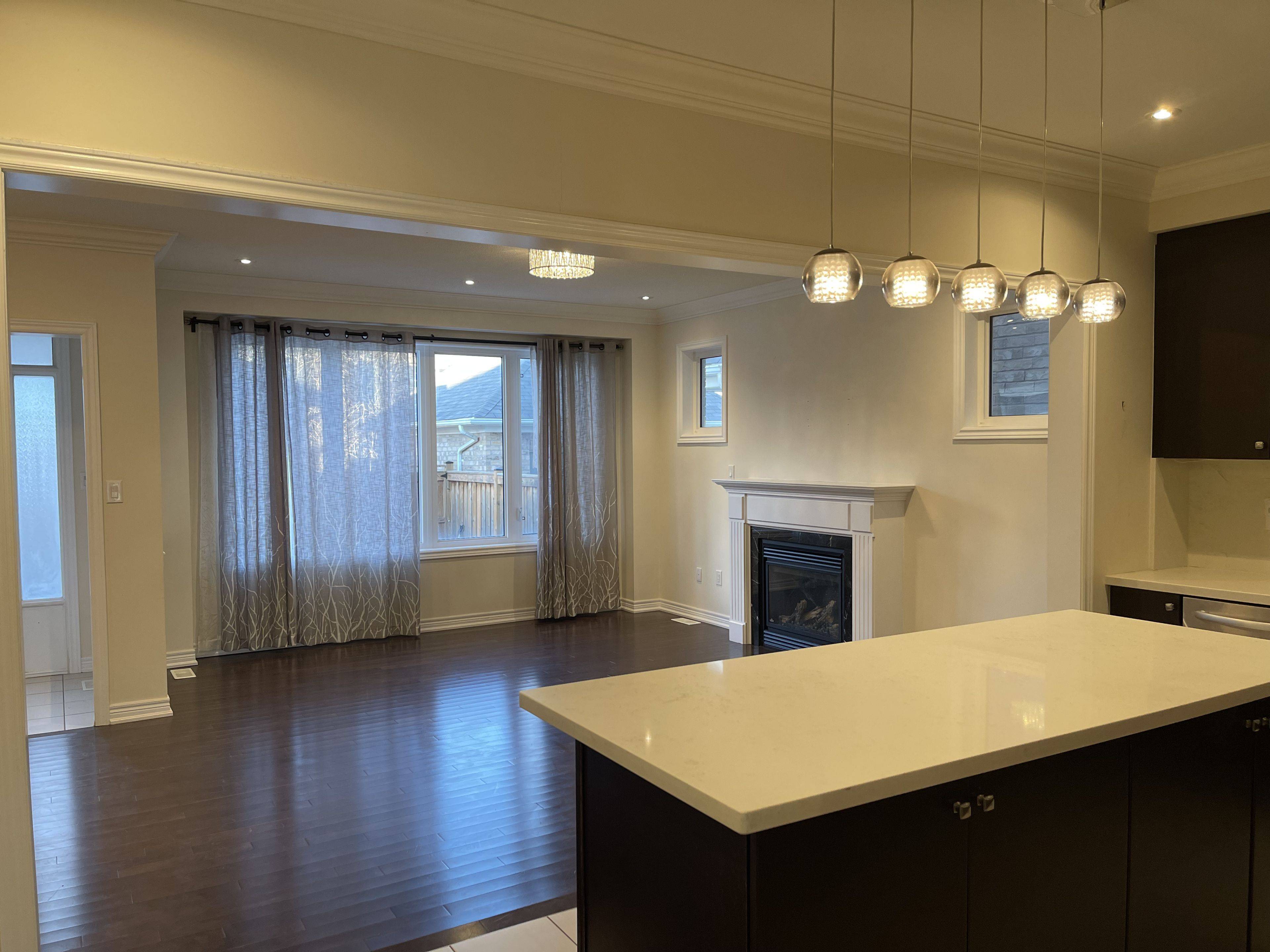Markham, ON L6B 0X2,272 Cornell Park AVE #MAIN