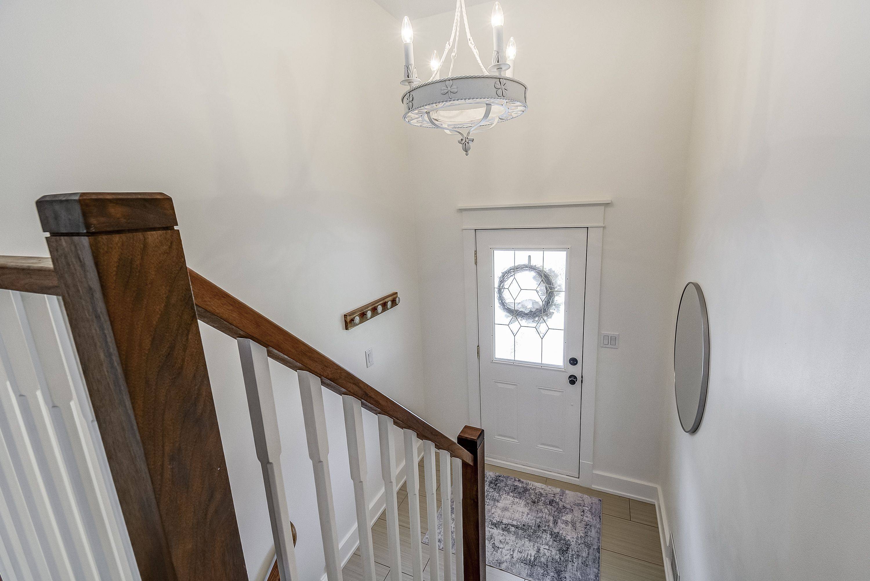 Burlington, ON L7P 3G4,2181 Lancaster CRES