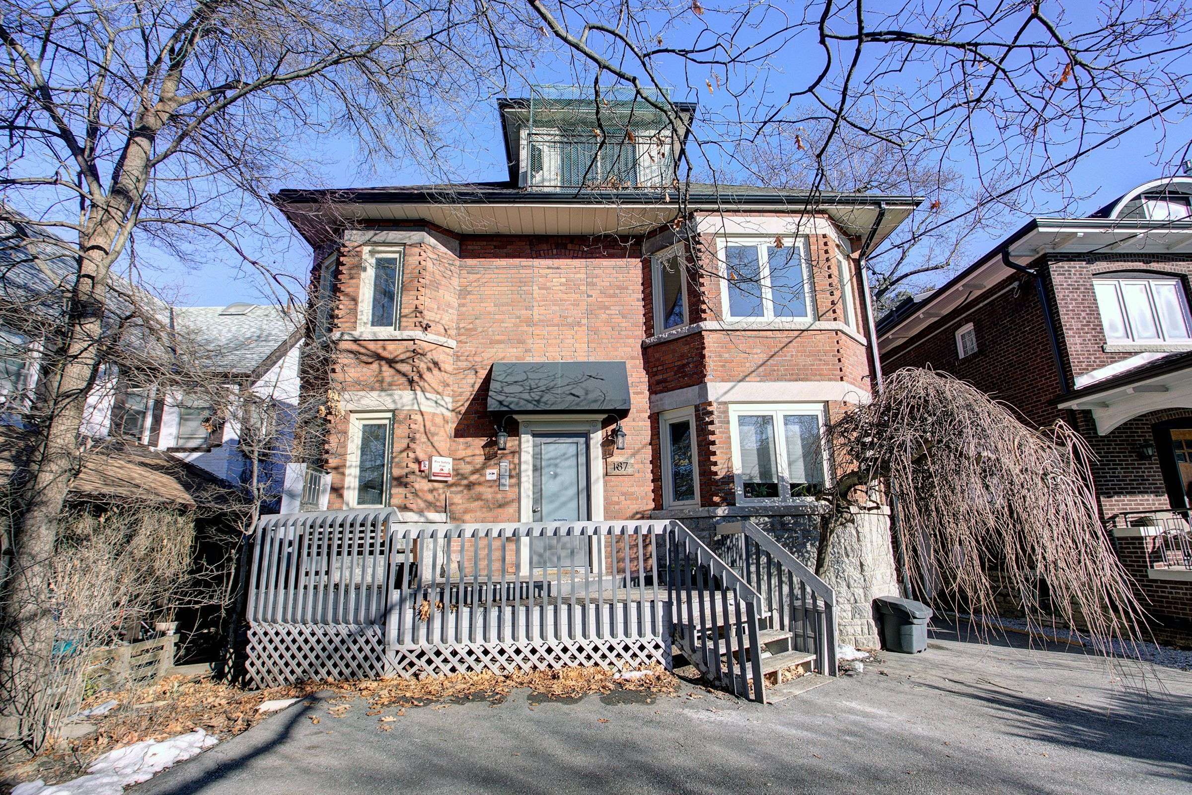 Toronto W02, ON M6P 2S3,187 High Park Ave AVE #10