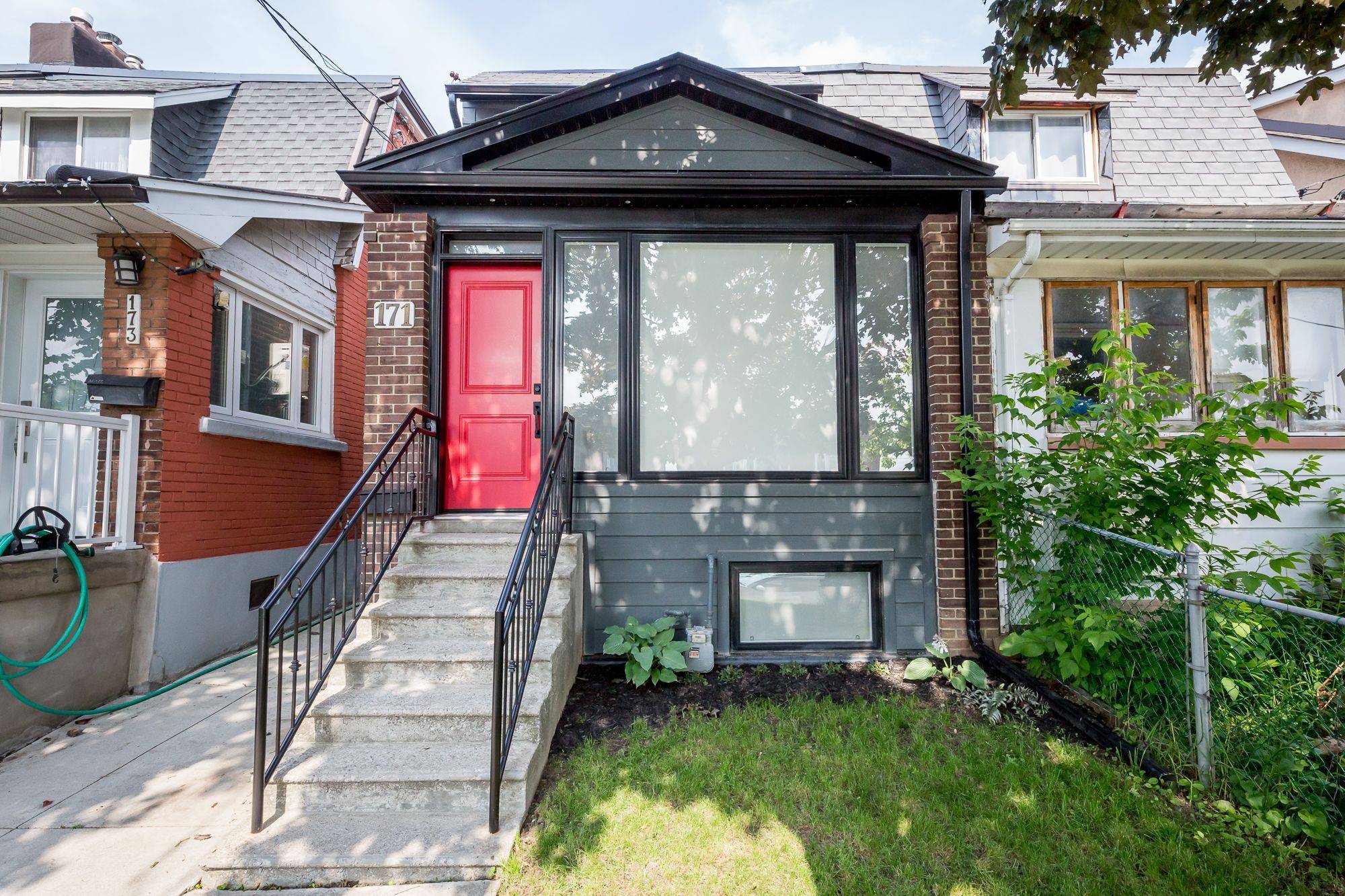 171 Gilbert AVE, Toronto W03, ON M6E 4W4