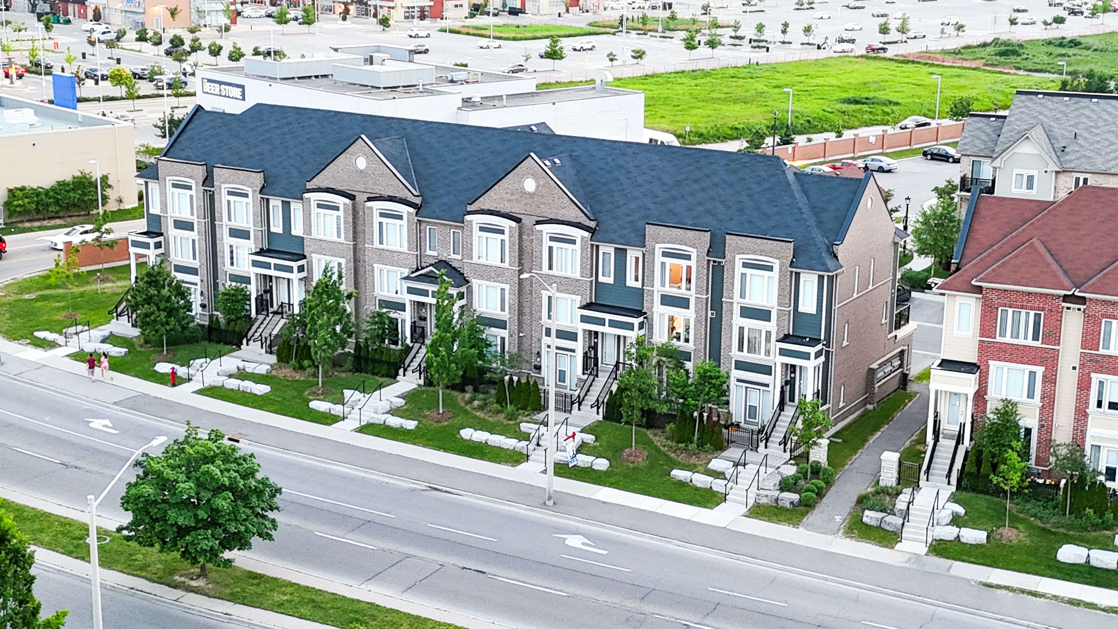 Brampton, ON L6R 3Y7,250 Sunny Meadow BLVD #77