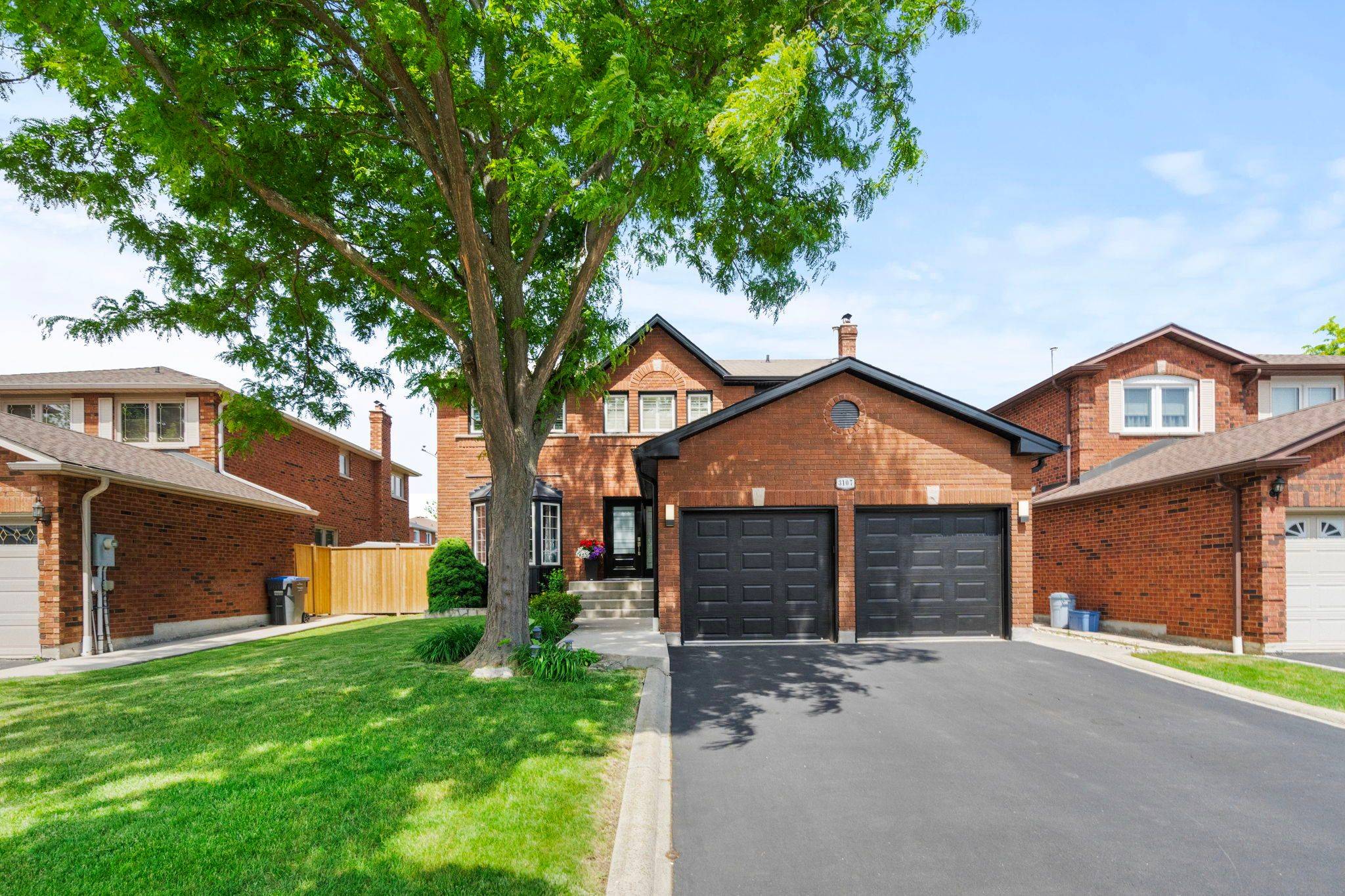 3107 Garthwood RD, Mississauga, ON L5L 4Y4