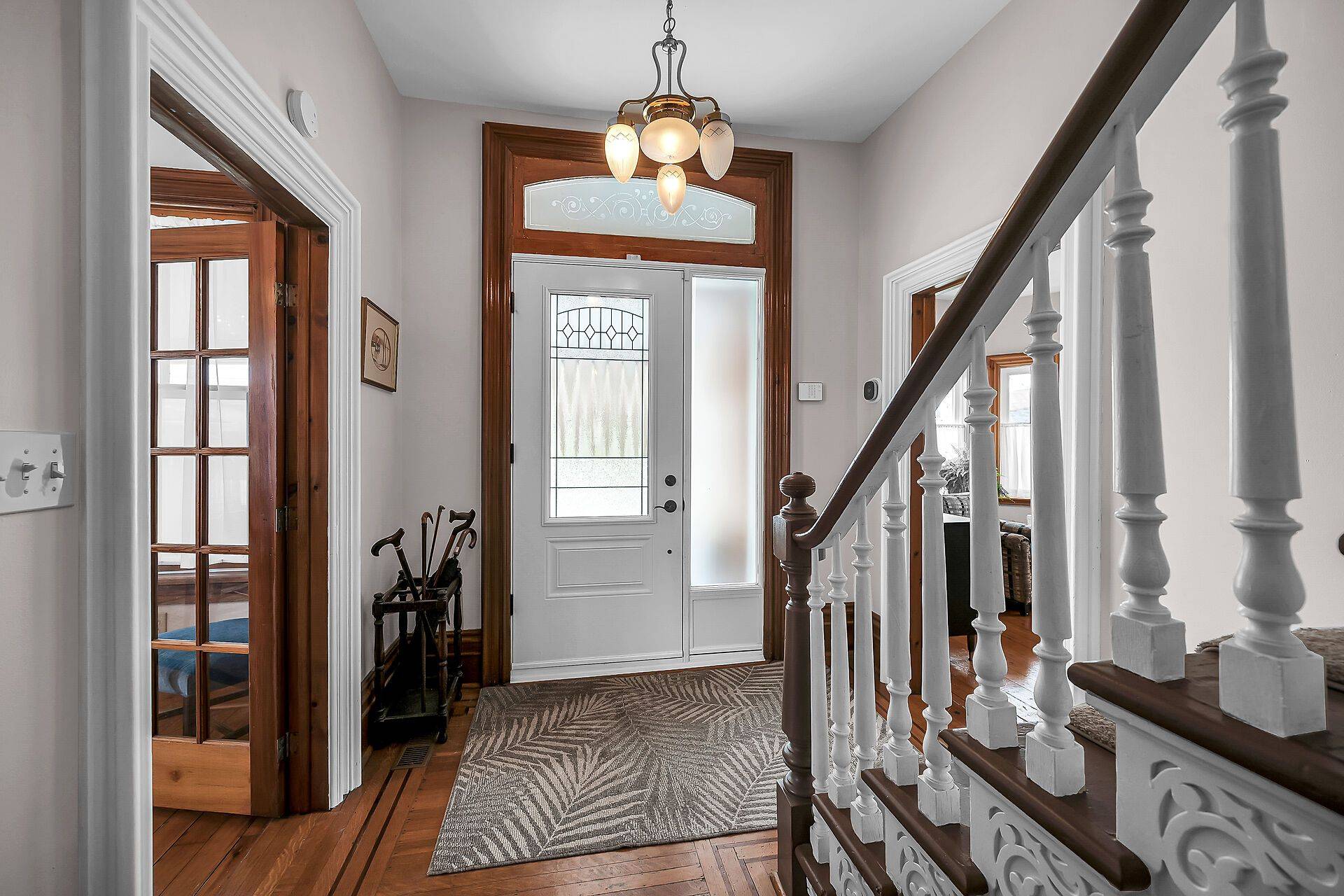 Hamilton, ON L8K 5S7,141 Mount Albion RD